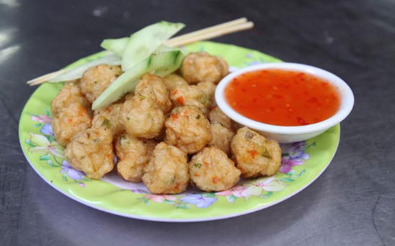 Phạm Hoa - Cá Viên Chiên & Ăn Vặt