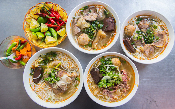 Bún Bò Bà Hưng - Lê Độ