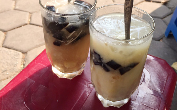 Chè Bốn Mùa