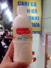 Sữa đậu nành tươi :8k