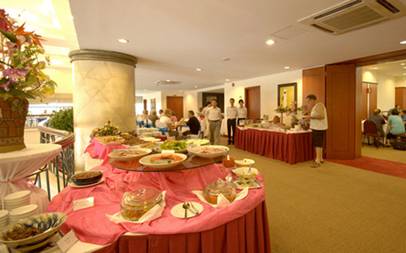 Lobby Bistro