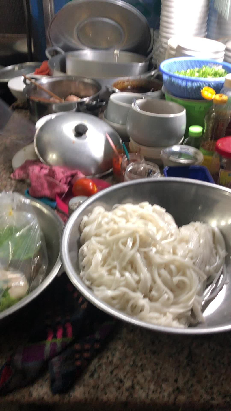 Quán Loan - Bún Phở & Mì Quảng