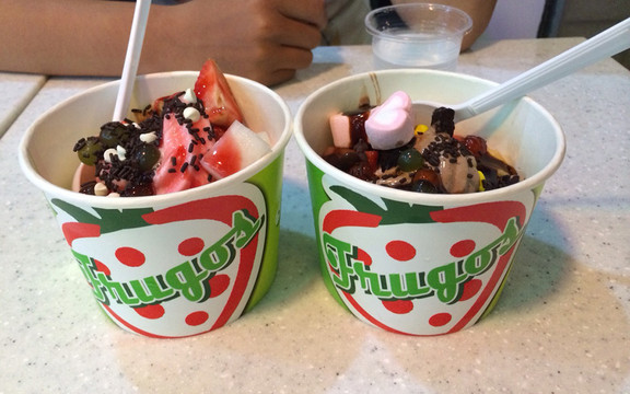 Frugos Yogurt - Crescent Mall