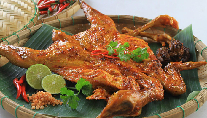 Gà Nướng Muối Ớt - Âu Cơ