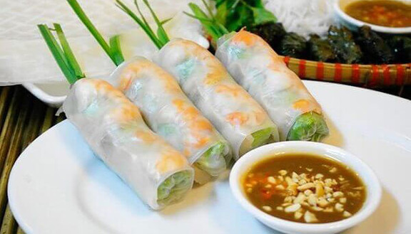 Chị Vy - Gỏi Cuốn, Súp Cua & Xiên Que