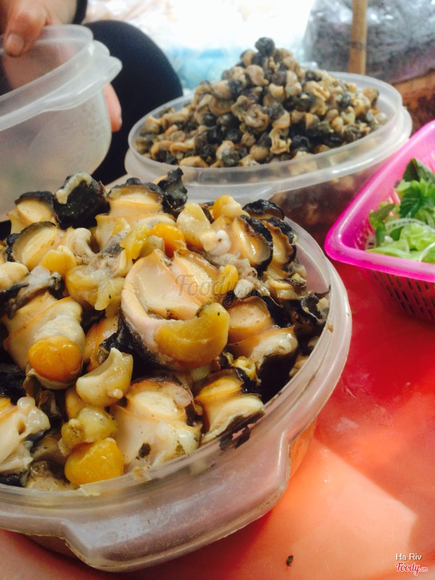 quan-bun-oc-ngon-o-ha-noi-22