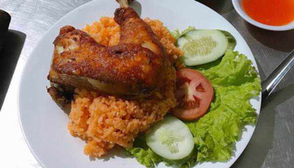 Cơm Gà Hải Lý