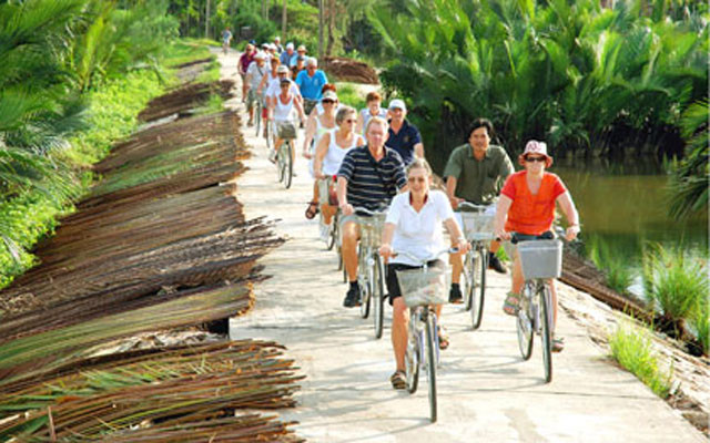 Dịch Vụ Du Lịch Carnival - Võ Văn Tần