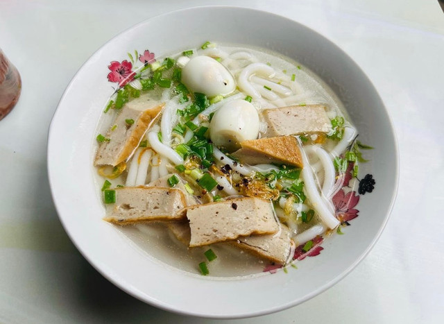 Bánh Canh Chả Cá Nha Trang - Mai Văn Vĩnh