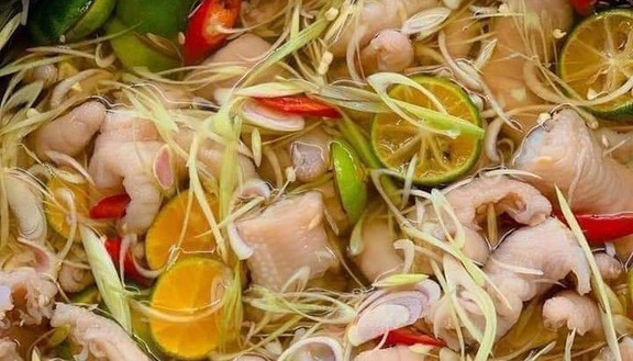 Nhím Sóc Ăn Vặt - Chân Gà Sả Tắc, Sữa Chua Dẻo & Bánh Flan