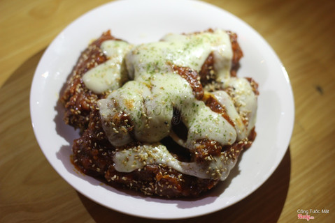 gà giòn sốt cay