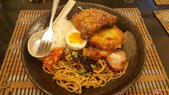 mì ramen gà quay