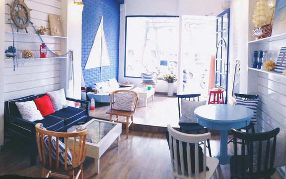 Navy Coffee - Giảng Võ