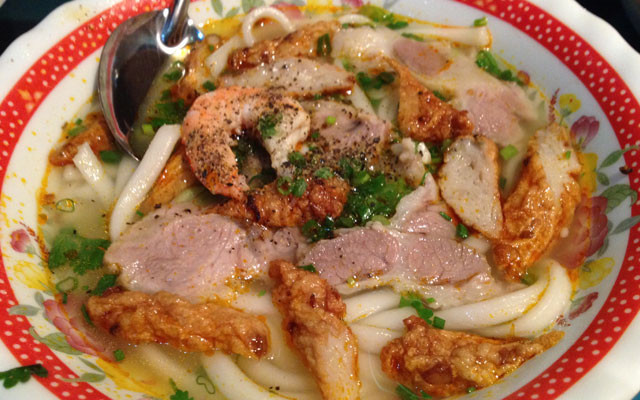 Trang - Bánh Canh Bột Gạo Cắt