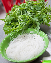 bún gạo và rau