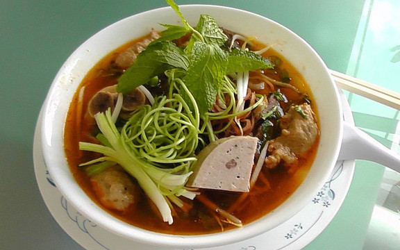 Bún Bò Huế - Đặng Tất