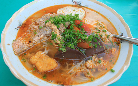 Bún Riêu, Bún Bò - Nguyễn Huy Điển