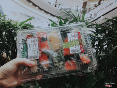 sushi ở aeon mall ngon lắm lại còn rẻ nữa :)))