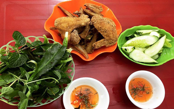Chân Cánh Gà Rang Muối