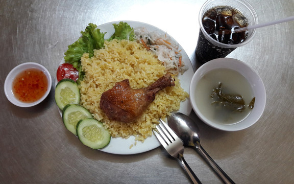 Cơm Chiên Gà Xối Mỡ