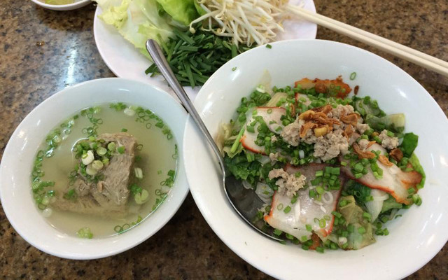 Quán Hủ Tiếu Mì 81