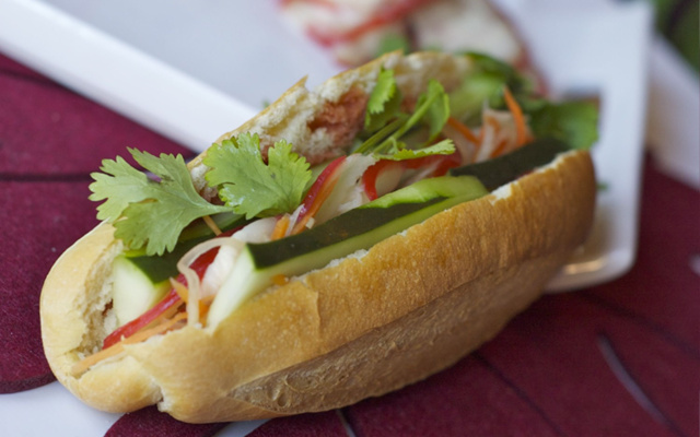 Bánh Mì - Bún Mắm Nêm