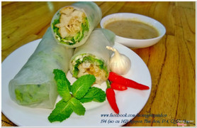 Cuốn chả cá
