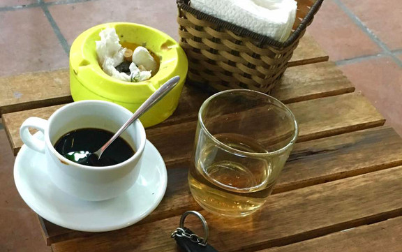 Ami Cafe - Vạn Phúc