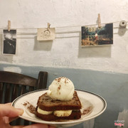 Mình thích bánh nóng hơn và thơm mùi chúi hơn :3