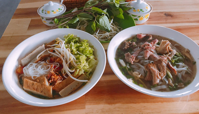 Phở Hà Nội & Bún Chả Cá