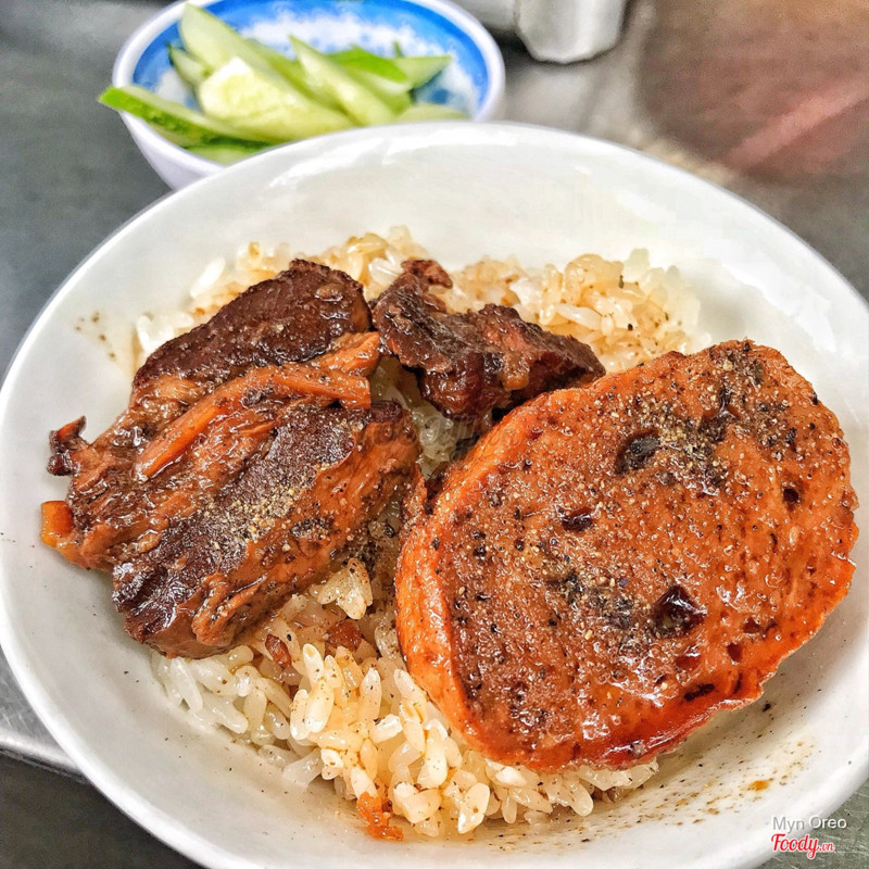xôi chả thịt kho