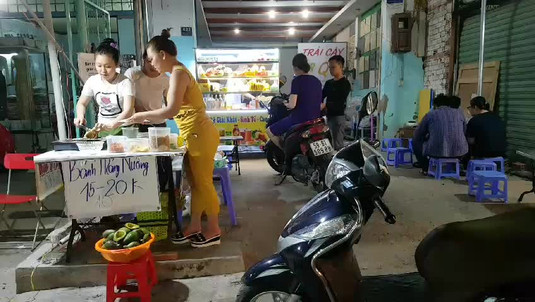 Sinh tố, nước ep, cái cây tô vs Bánh tráng nướng