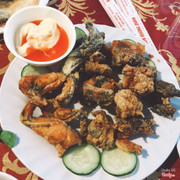 Chạy xa lắmmm nhưng bù lại đồ ăn ngon, ngắm cảnh đẹp gió mát )))), giá ngag với các quán nhậu ở huế 