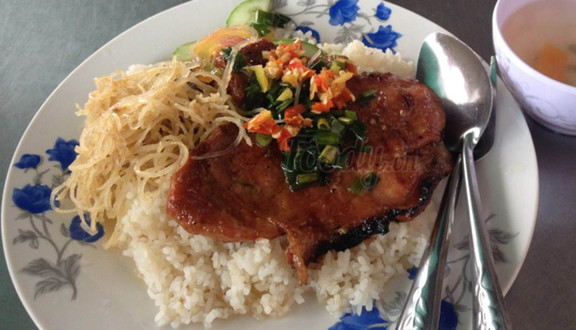 Cơm Tấm Út Phương - Ngô Tất Tố