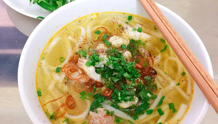 Bánh Canh Bột Gạo - Nguyễn Văn Quá