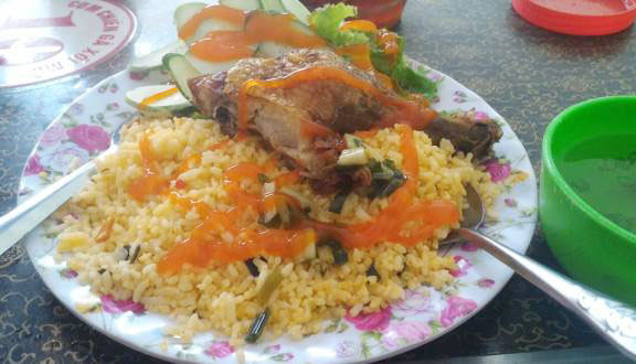 Cơm Gà Xối Mỡ - Hà Huy Giáp