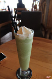 Lassi trà xanh (Sinh tố Ấn Độ)