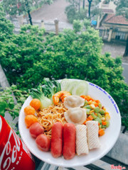 Mì trộn đặc biệt