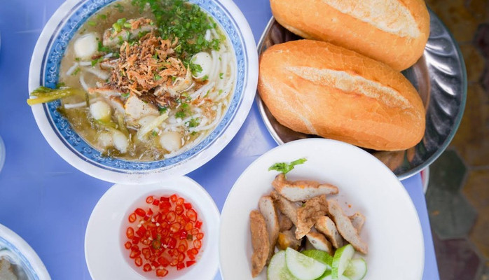 Bánh Canh DÌ BÉ - Tôn Đức Thắng