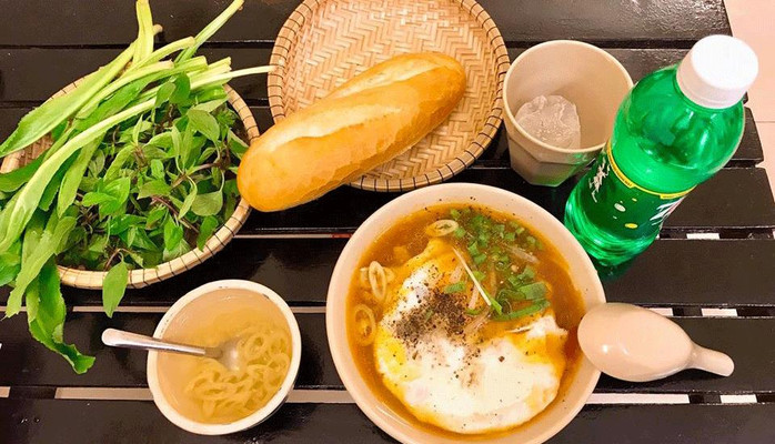 Bánh Mì Bò Kho Hẻm - Đường 3 Tháng 2