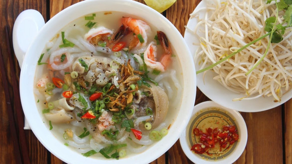 Bánh Canh Hủ Tiếu Bi Bo