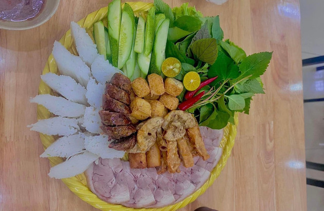 Bún Đậu Phố Cổ Hà Nội - Trần Quốc Toản