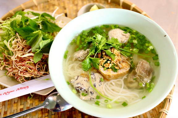 Bún Mọc & Bánh Mì Xíu Mại - Bếp Nhà Gà