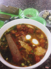 Bánh canh cá lóc chả cua Huế