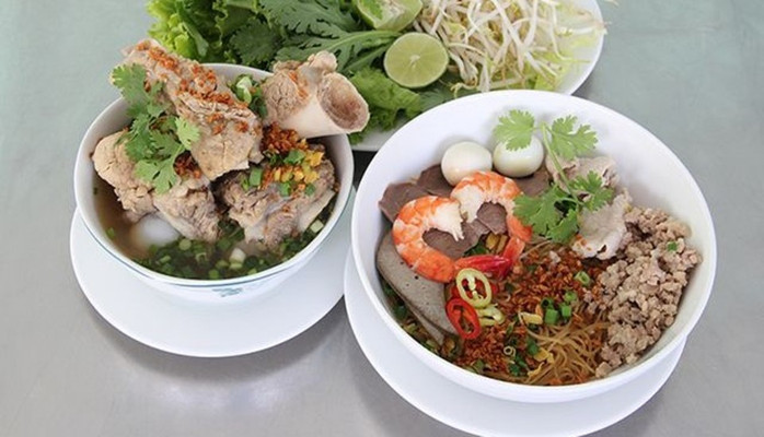 Tâm Quán - Hủ Tiếu Nam Vang, Bò Kho & Bún Hải Sản - Trương Văn Thành