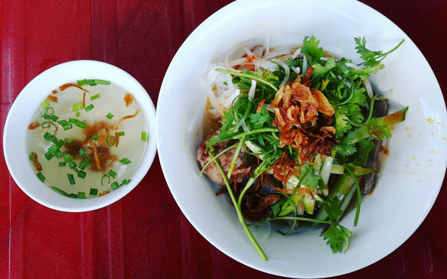 Bánh Canh Khô Cô Tuyết