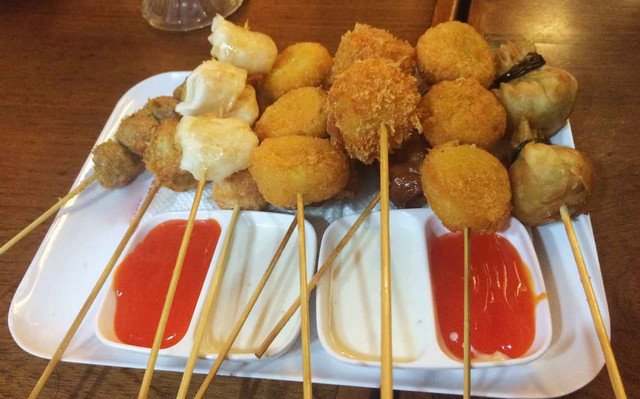 Mr Quang - Đồ Ăn Nhanh Kiểu Việt - Kẻ Vẽ