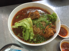 hủ tíu bò kho