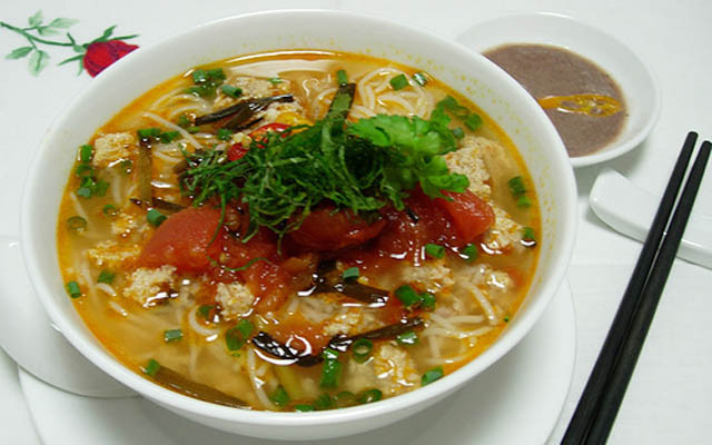 Bún Riêu - Bún Bò