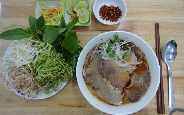 Quán Hoa Anh Đào - Bún Bò Huế